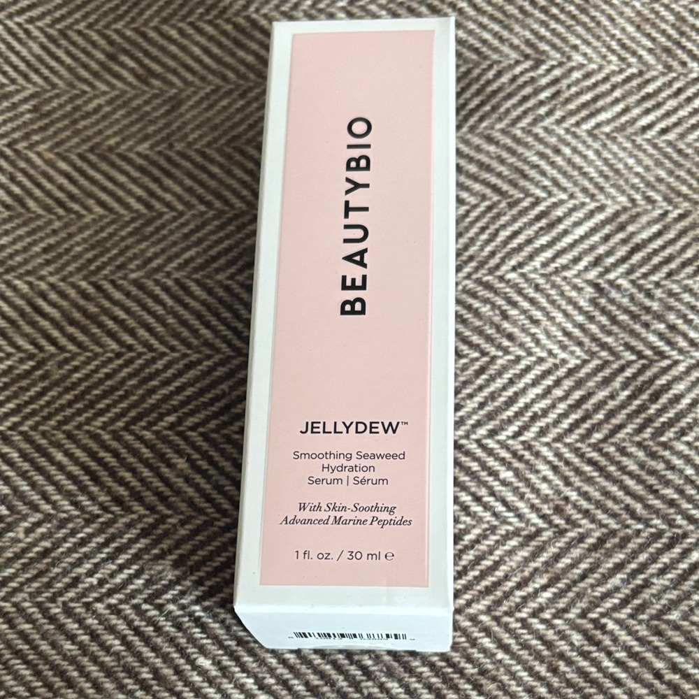 Beautybio Jellydew
Smoothing Seaweed Hydration Serum
1 fl oz
New, in box